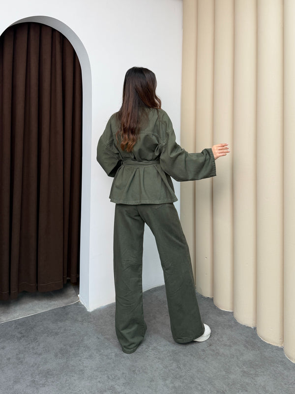 طقم جينز مع حزام