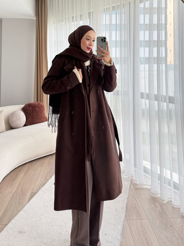 جكيت جوخ طويل