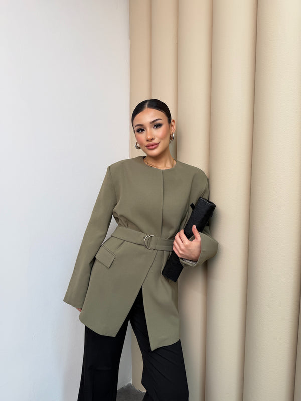 جكيت مخصر مع حزام