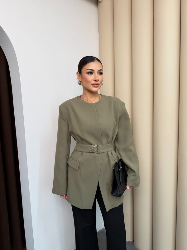 جكيت مخصر مع حزام