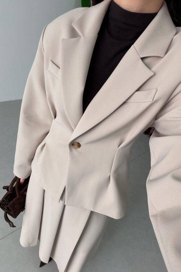 طقم تنورة كلوش