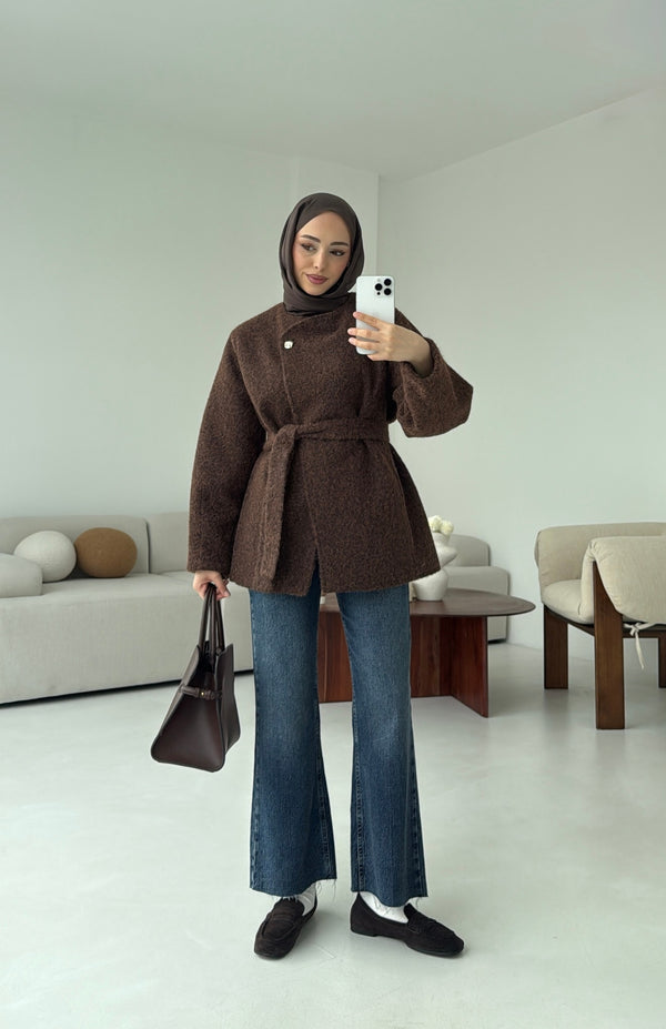 جكيت جوخ كاش زر واحد ربط