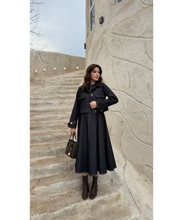 طقم فستان جينز مع جكيت ازرق