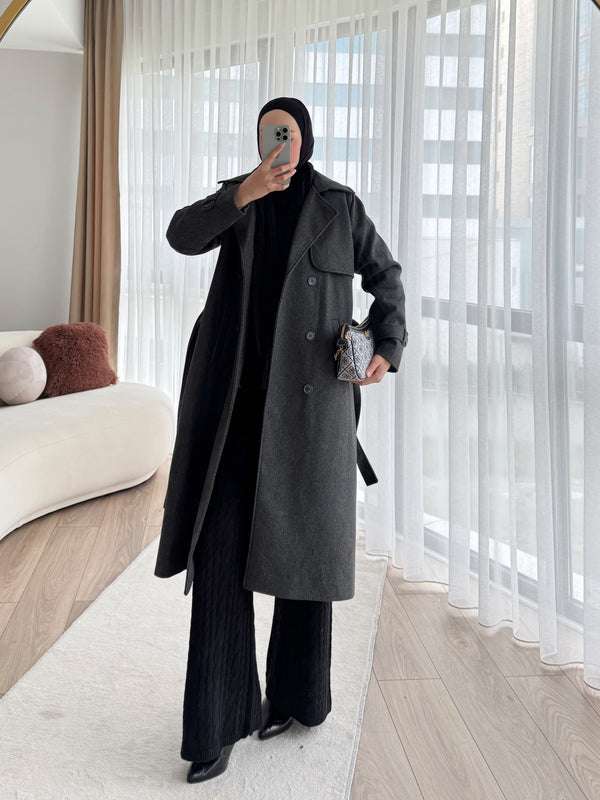 جكيت جوخ طويل