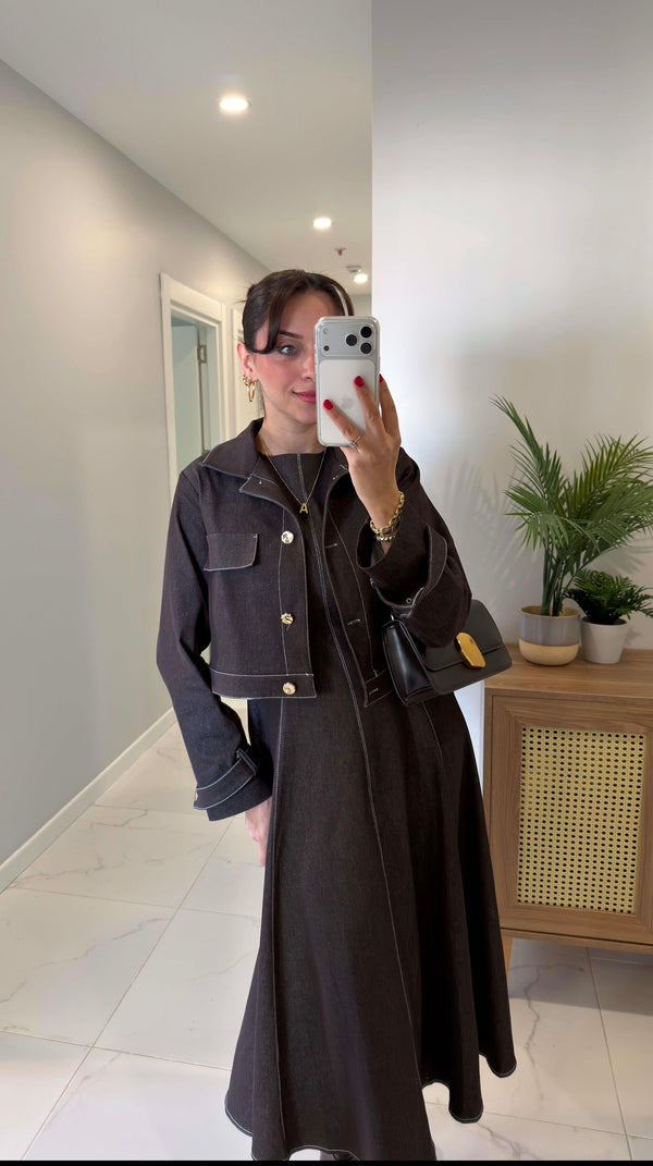 طقم فستان جينز مع جكيت بني