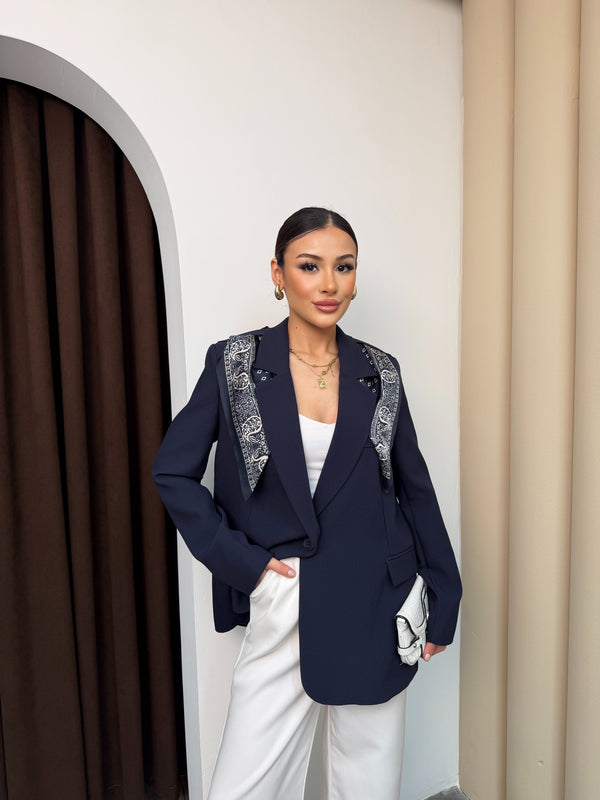 جكيت رسمي مع وشاح