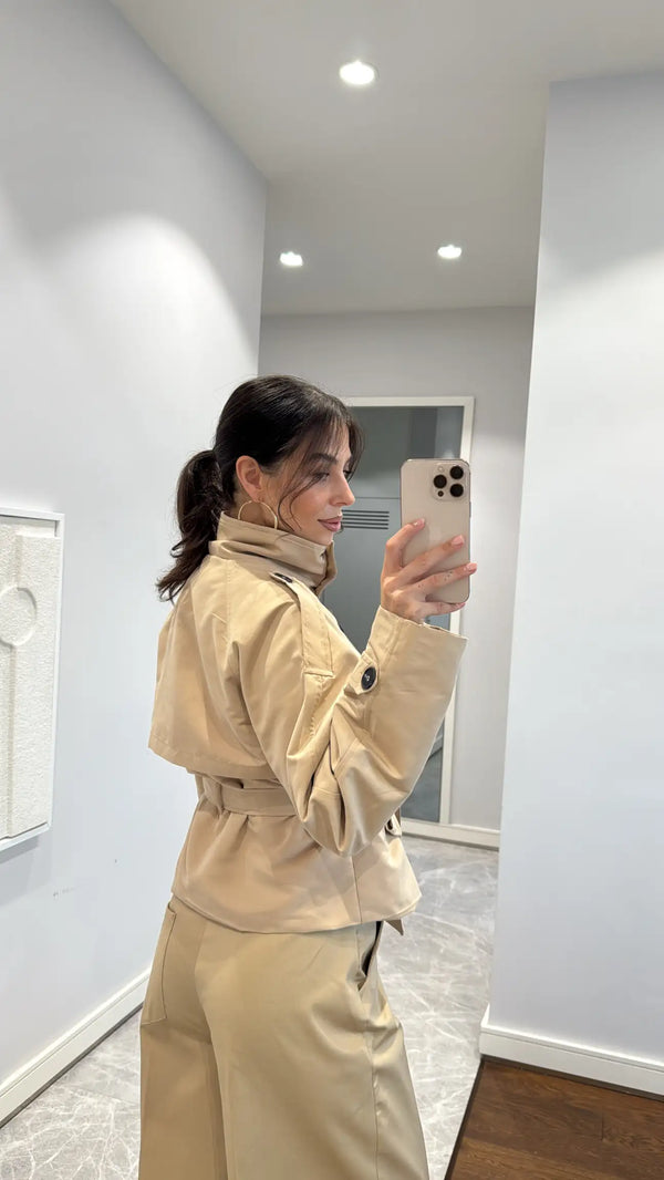 ترانشكوت مع كمر قصير