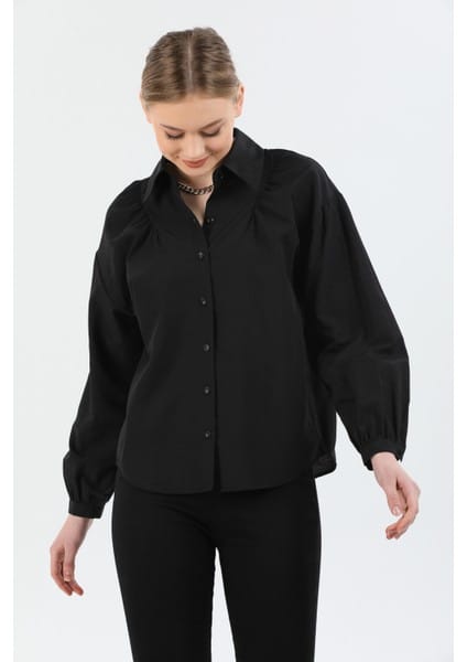 قميص بيسك اسود - Sateen style