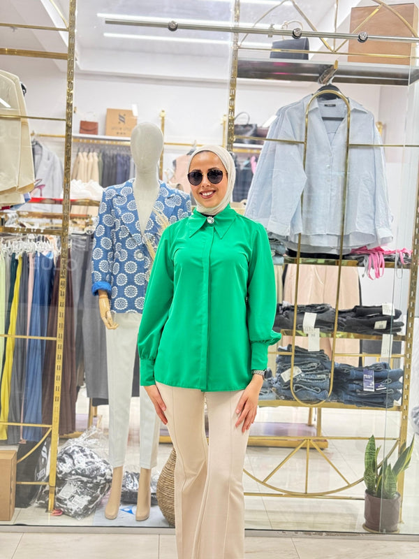 قميص بيسك رسمي مع بروش - Sateen style