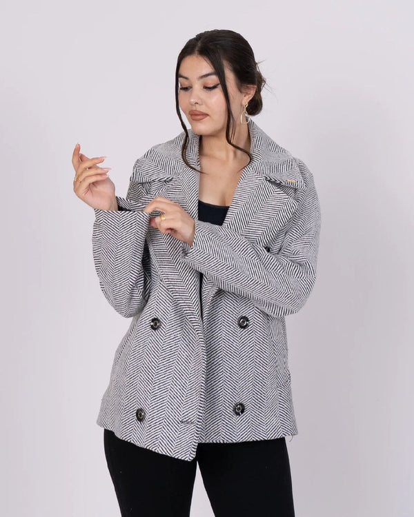 جكيت جوخ قصير ٦ ازرار