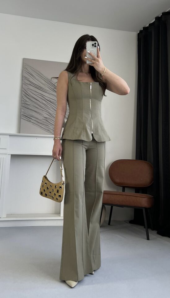 طقم فيست سحاب