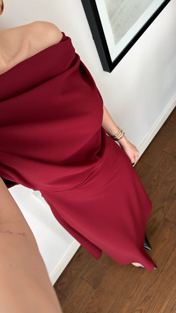 فستان كلاسيكي انيق off shoulder