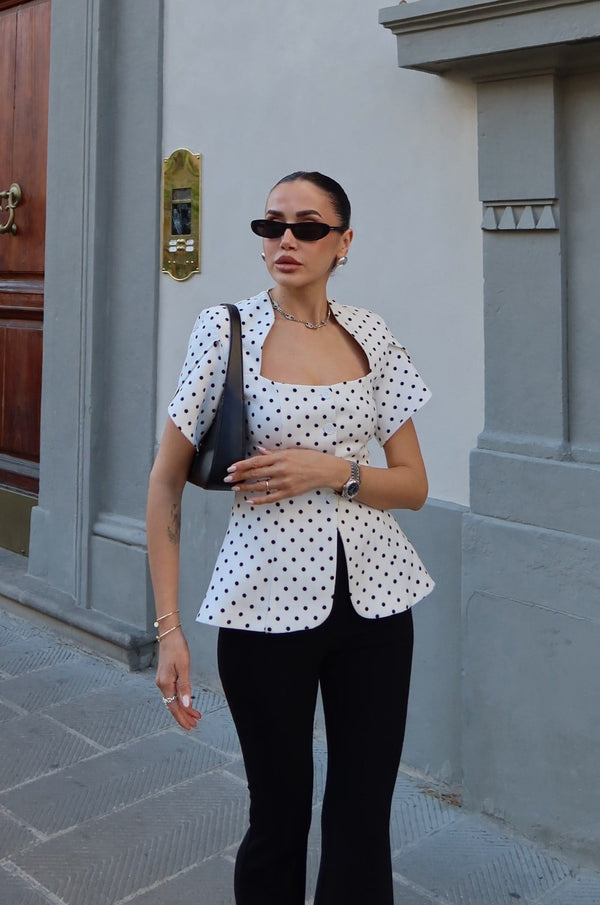 بلوزة Polka chic