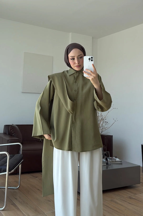 قميص مع حزام قماش