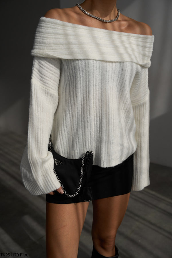 Luna Off-Shoulder
