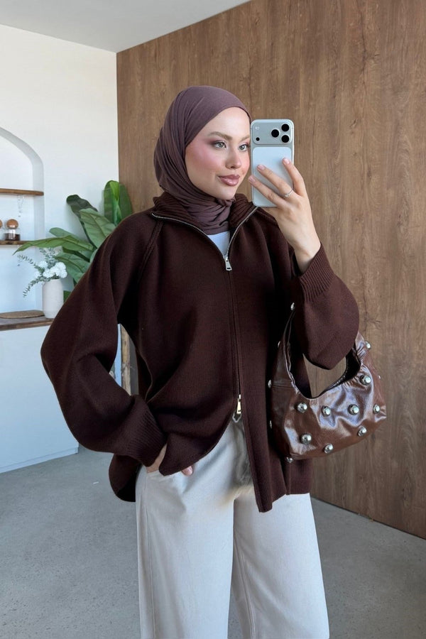 Oversized Zip-Up Knit Cardigan