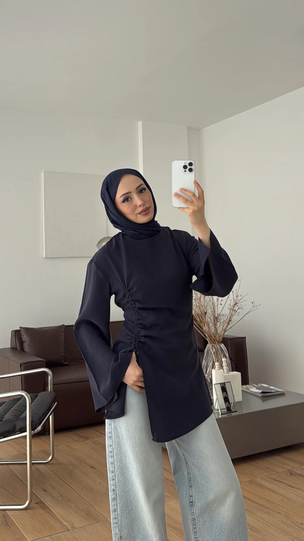 بلوزة مع ربطة خصر