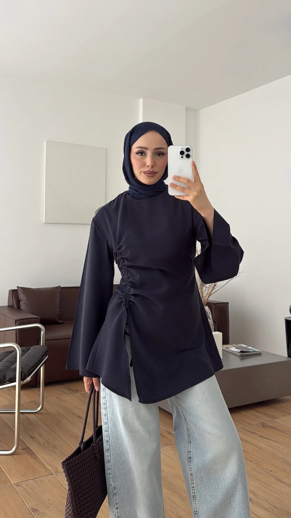 بلوزة مع ربطة خصر