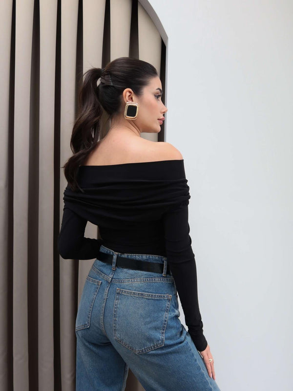 بلوزة Off Shoulder