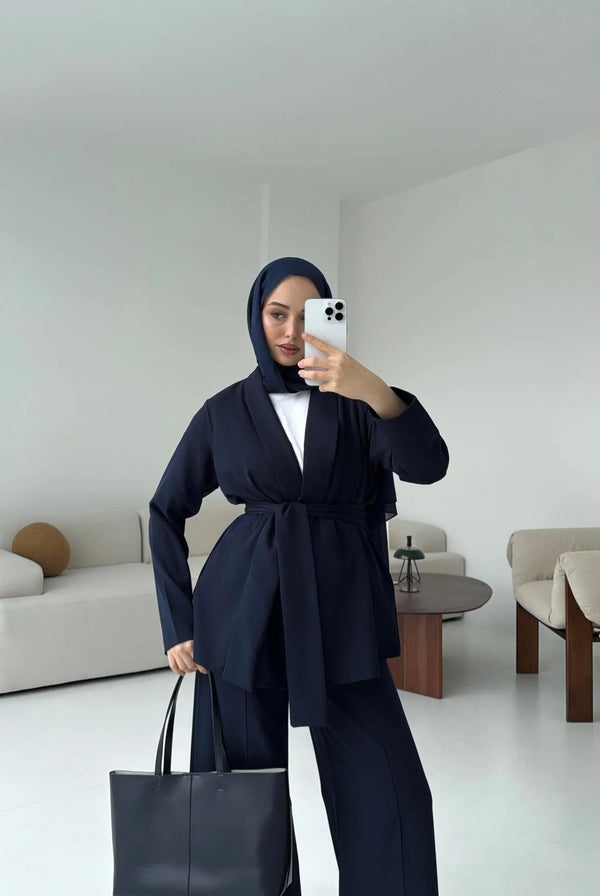 بليزر رسمي كحلي مع حزام