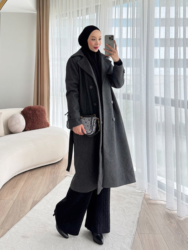 جكيت جوخ طويل