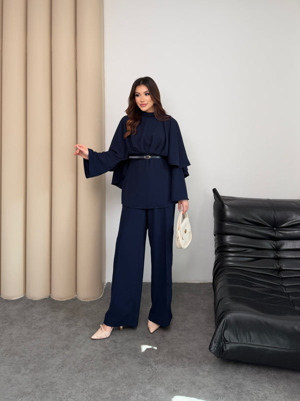طقم طبقات مع حزام