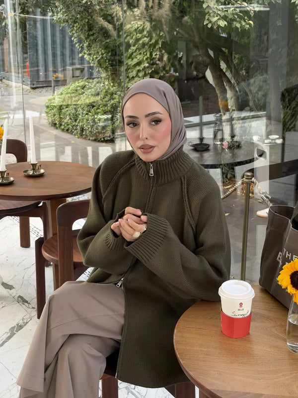 Oversized Zip-Up Knit Cardigan