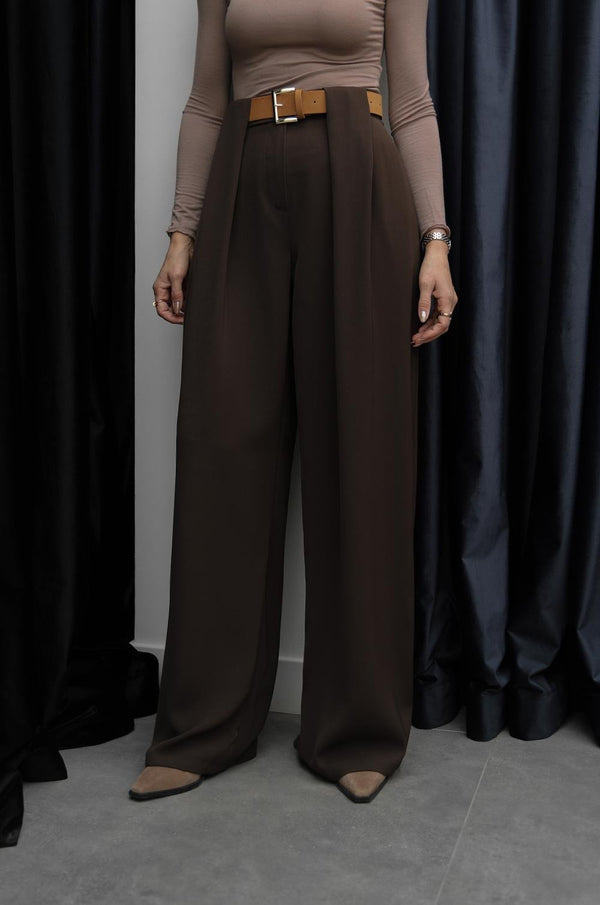 بنطلون بني Classic Pleated Elegance