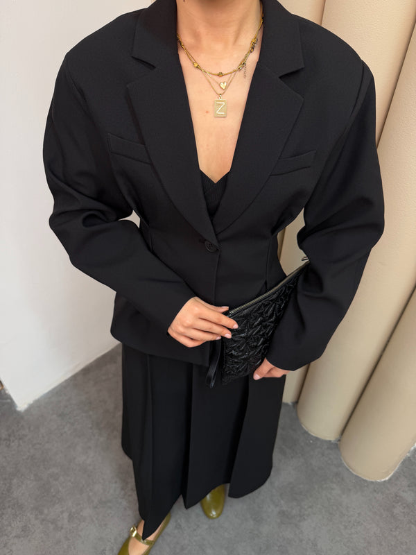 طقم تنورة كلوش