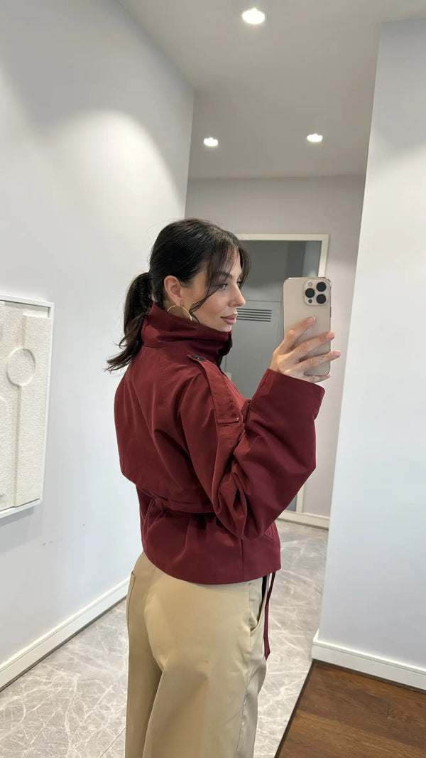 ترانشكوت مع كمر قصير