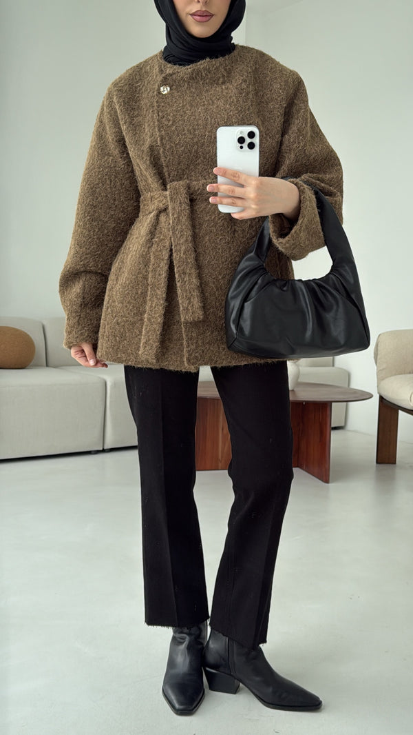 جكيت جوخ كاش زر واحد ربط