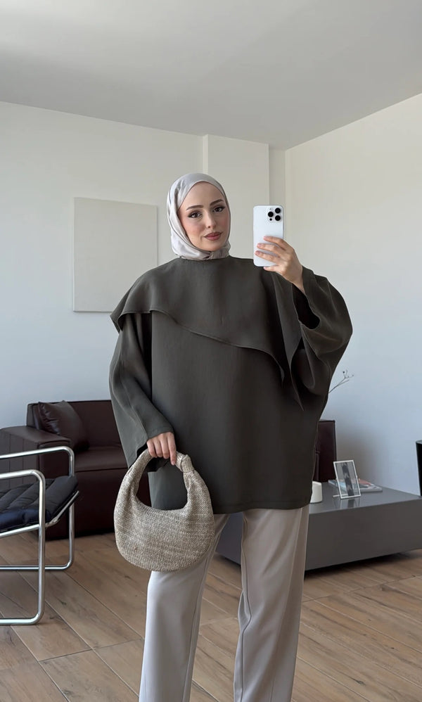 بلوزة مع شال