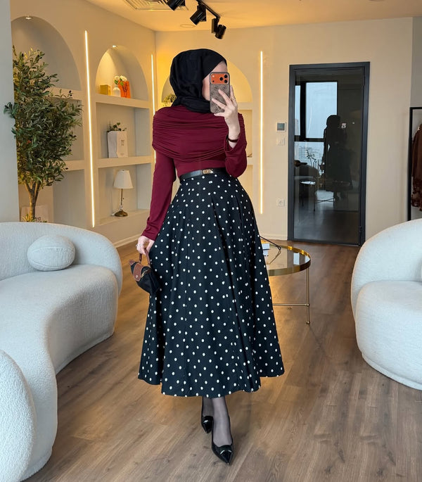 تنورة Polka dots