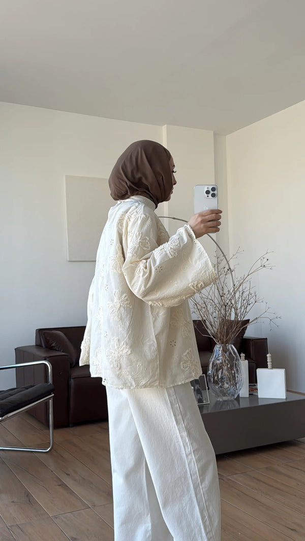 تونيك بيج مطرّز بأكمام واسعة