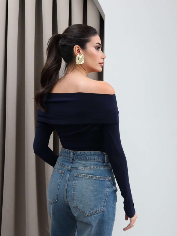 بلوزة Off Shoulder