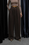 بنطلون بني Classic Pleated Elegance