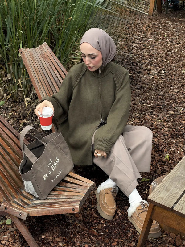 Oversized Zip-Up Knit Cardigan