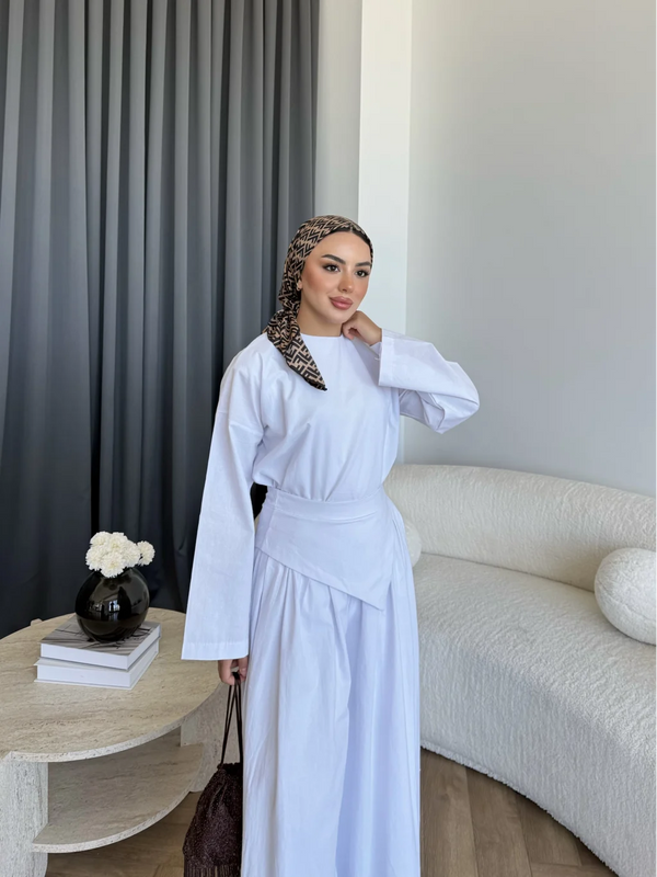 طقم مع شال عالخصر