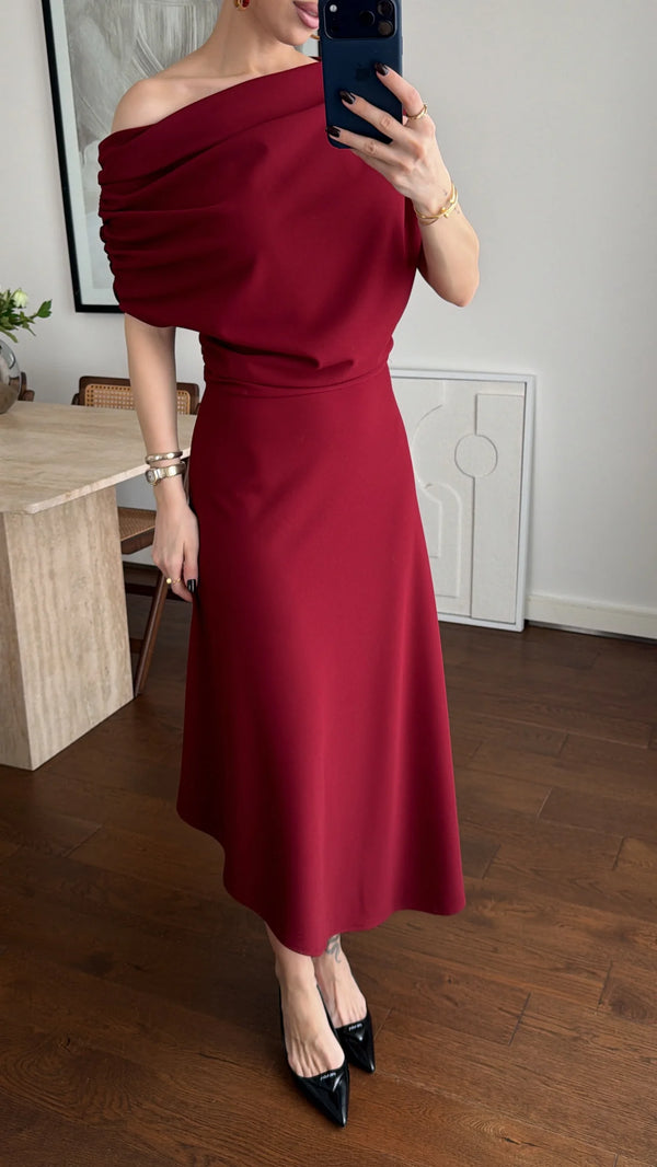 فستان كلاسيكي انيق off shoulder
