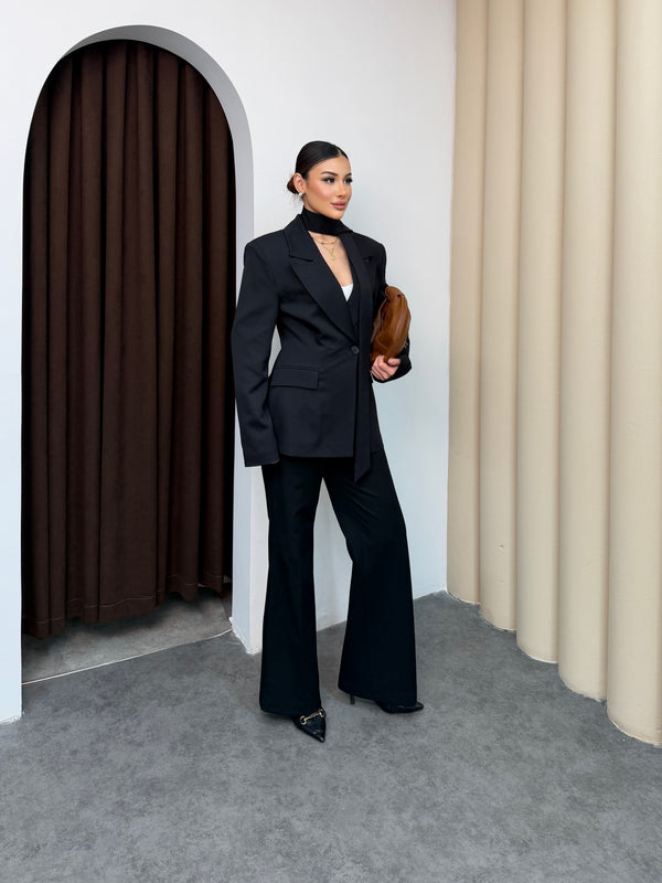 جكيت مخصر مع وشاح