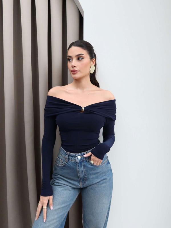 بلوزة Off Shoulder