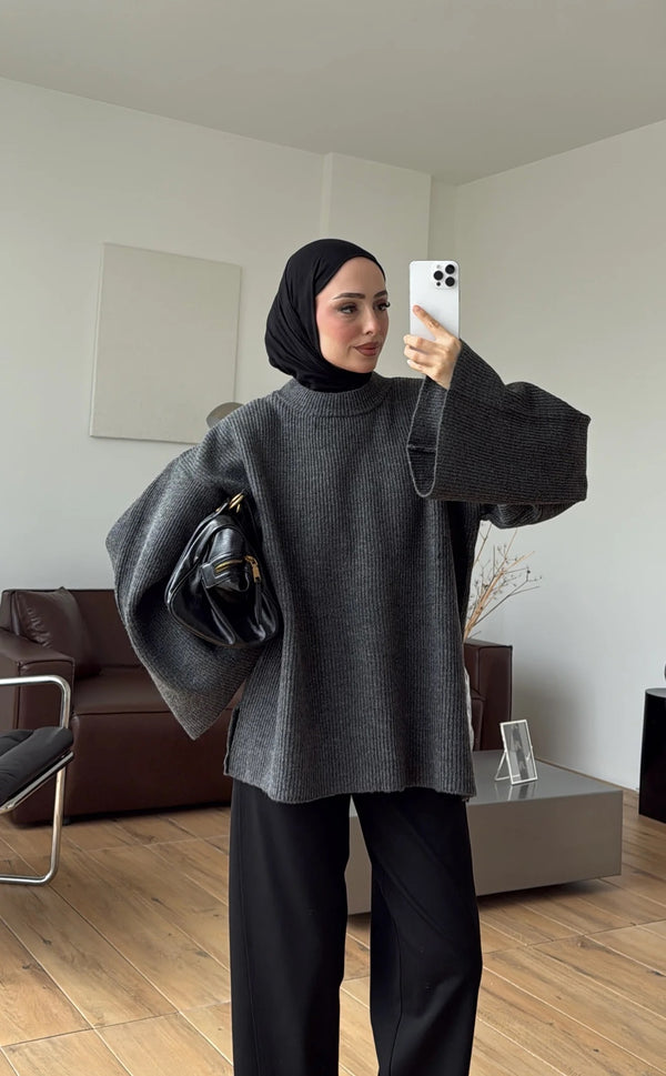 Oversized Ribbed Knit Sweater