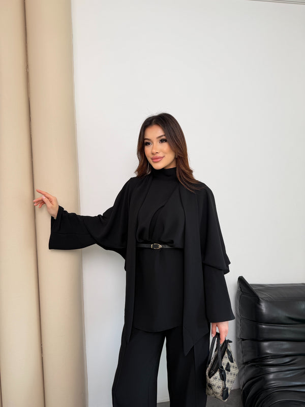 طقم طبقات مع حزام