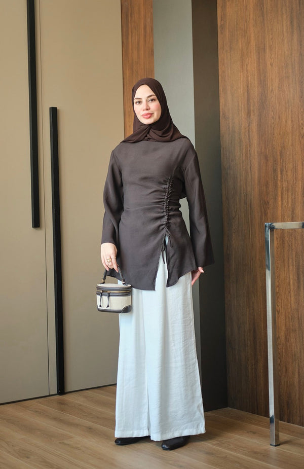 بلوزة مع ربطة خصر