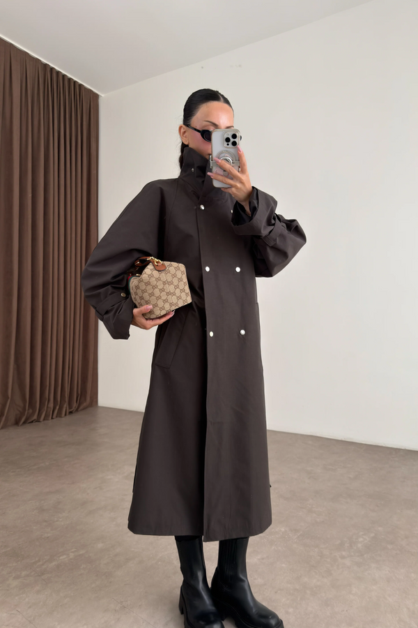 CLASSIC LONG TRENCHCOAT