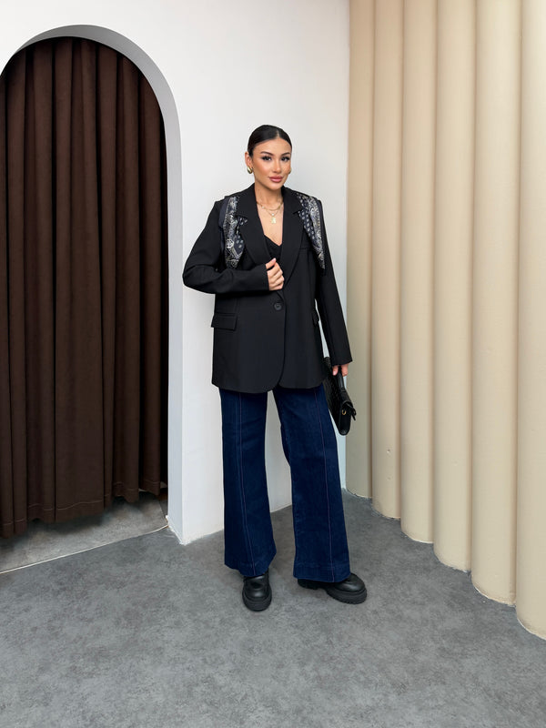 جكيت رسمي مع وشاح