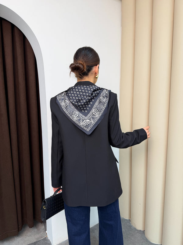 جكيت رسمي مع وشاح