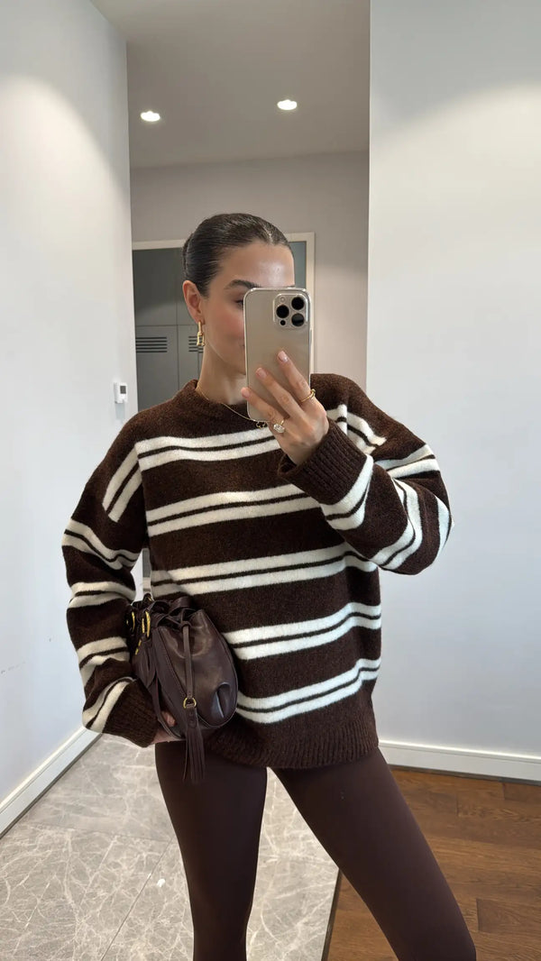 بلوز صوف مخطط ناعم