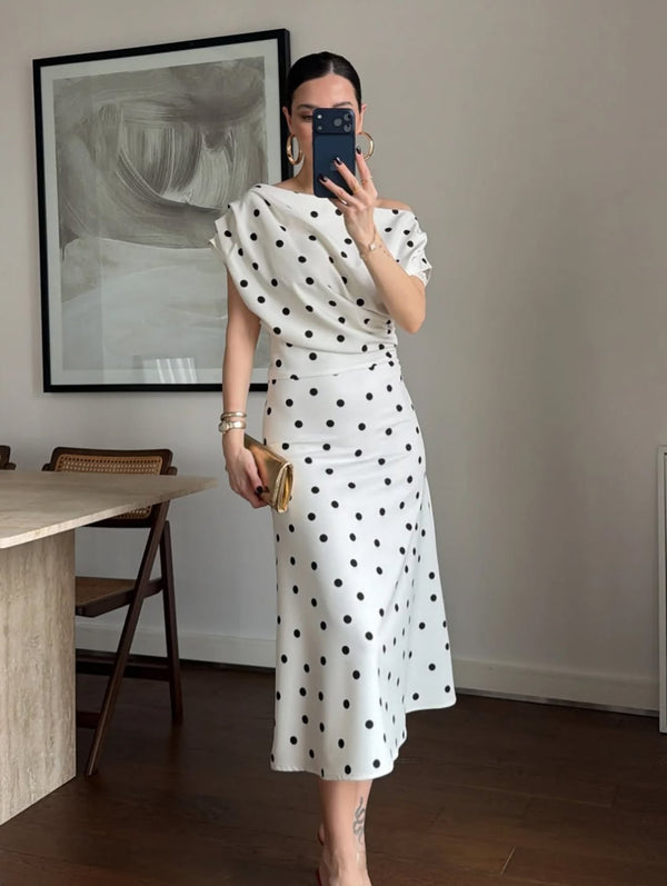 فستان كلاسيكي انيق off shoulder