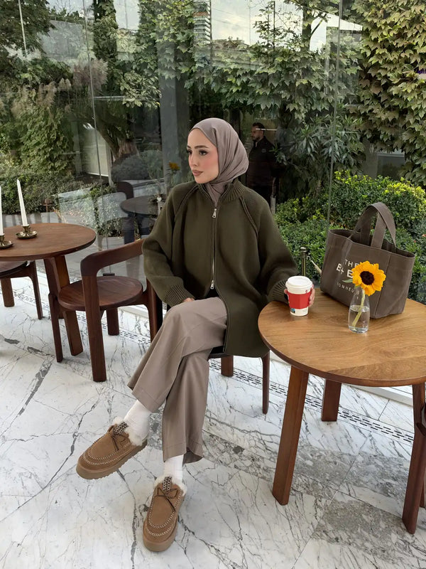 Oversized Zip-Up Knit Cardigan